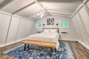 Fully Renovated Broadway Cabin w/ Private Hot Tub!