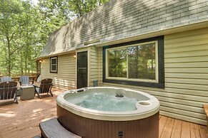 Fully Renovated Broadway Cabin w/ Private Hot Tub!