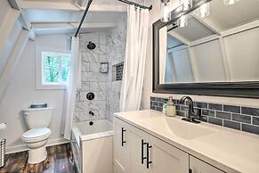 Fully Renovated Broadway Cabin w/ Private Hot Tub!
