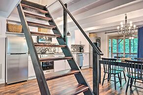 Fully Renovated Broadway Cabin w/ Private Hot Tub!