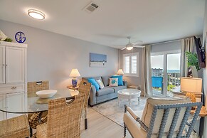 Gulf Shores Condo: Covered Balcony & Beach Access