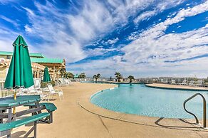 Gulf Shores Condo: Covered Balcony & Beach Access