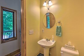 Mountain Escape w/ Stunning Views!