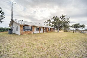 Historic 'hoffmann Ranch Haus' Near Wineries!