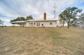 Historic 'hoffmann Ranch Haus' Near Wineries!