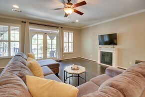 Spacious Houston Heights Home < 6 Mi to Downtown!