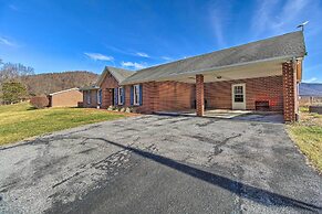 Home w/ Hot Tub Near Shenandoah Nat'l Park!