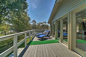 Lakefront Home in Quiet Cove w/ Patio & Kayaks!