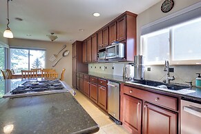 12 Mi to Dtwn Denver: Littleton Family Home!