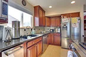 12 Mi to Dtwn Denver: Littleton Family Home!