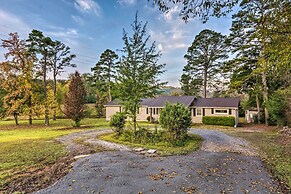 Little Rock Home < 2 Mi to Pinnacle Mountain!