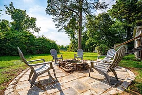 Little Rock Home < 2 Mi to Pinnacle Mountain!