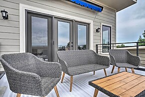 Modern Indianapolis Home w/ Skyline Views