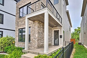 Modern Indianapolis Home w/ Skyline Views