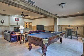 Private Pool: Lakefront Harlingen Home