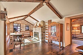 Macungie Cabin w/ Fireplace Near Bear Creek Skiing
