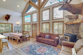 Rustic Sterling Cabin: Walk to Palisade Lake!