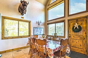 Rustic Sterling Cabin: Walk to Palisade Lake!