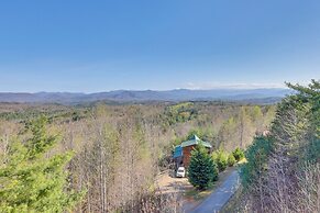 Mountain-view Murphy Cabin w/ Shared Fire Pit