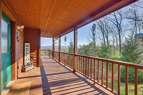 Mountain-view Murphy Cabin w/ Shared Fire Pit