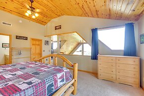 Mountain-view Murphy Cabin w/ Shared Fire Pit
