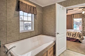 Family Lake Retreat w/ Screened Deck!