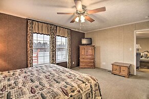 Family Lake Retreat w/ Screened Deck!