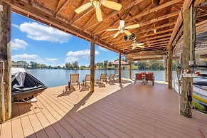 Family Lake Retreat w/ Screened Deck!
