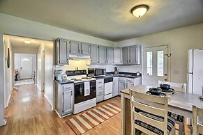 Pet-friendly Charleston Home w/ Fenced Yard!