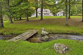 Peaceful Home w/ 11 Acres, Creek & Fire Pit!