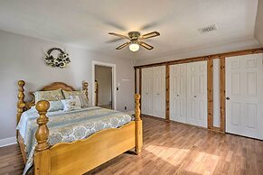 Peaceful Home w/ 11 Acres, Creek & Fire Pit!