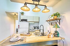 Pet-friendly Oak Harbor Condo: Walk to Lake!