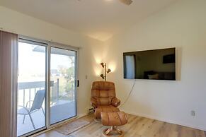 Pet-friendly Oak Harbor Condo: Walk to Lake!