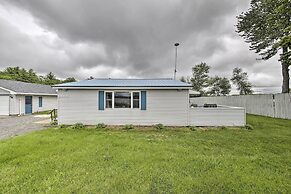 Pet-friendly Togus Pond Home: Kayak & Canoe!