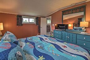 Pet-friendly Togus Pond Home: Kayak & Canoe!