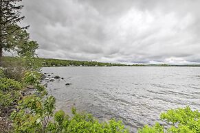Pet-friendly Togus Pond Home: Kayak & Canoe!
