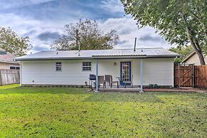 Pet-friendly Georgetown Home < 1 Mi to Dtwn!