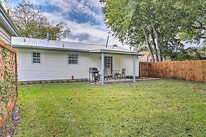 Pet-friendly Georgetown Home < 1 Mi to Dtwn!