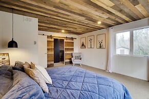 Quiet Alma Home w/ Deck - 20 Mi to Breckenridge!