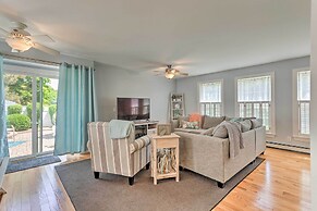 South Kingstown Vacation Rental: 2 Mi to Beach!