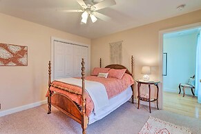 South Kingstown Vacation Rental: 2 Mi to Beach!