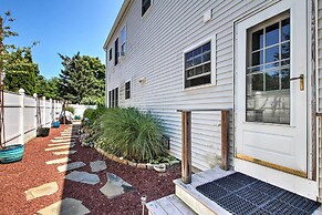 South Kingstown Vacation Rental: 2 Mi to Beach!
