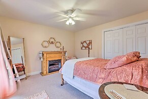 South Kingstown Vacation Rental: 2 Mi to Beach!