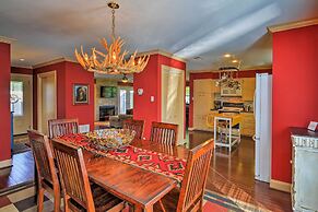 Pottsboro Home on 2 Acres w/ Hot Tub, Near Marina!