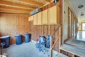 Stunning Hilltop Home by John Day Fossil Beds