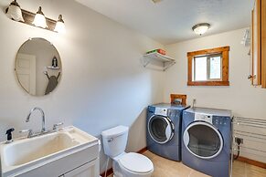 Stunning Hilltop Home by John Day Fossil Beds