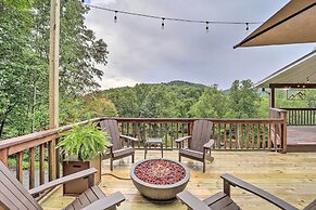 Riverfront Sugar Grove Home: Hot Tub & Views!