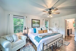 Riverfront Sugar Grove Home: Hot Tub & Views!