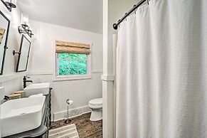 Riverfront Sugar Grove Home: Hot Tub & Views!