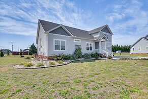 Stunning Cape Charles Retreat ~ 1 Mi to Beach